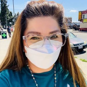 Meet your Posher, Nathalia